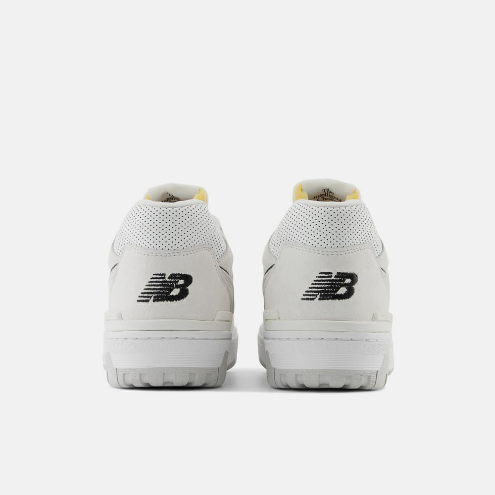 Tênis Couro Cano Baixo Branco Detalhe Lateral