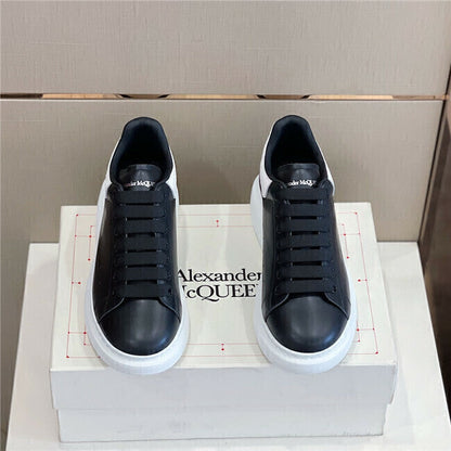 Tênis Couro Preto Branco Detalhe Lateral