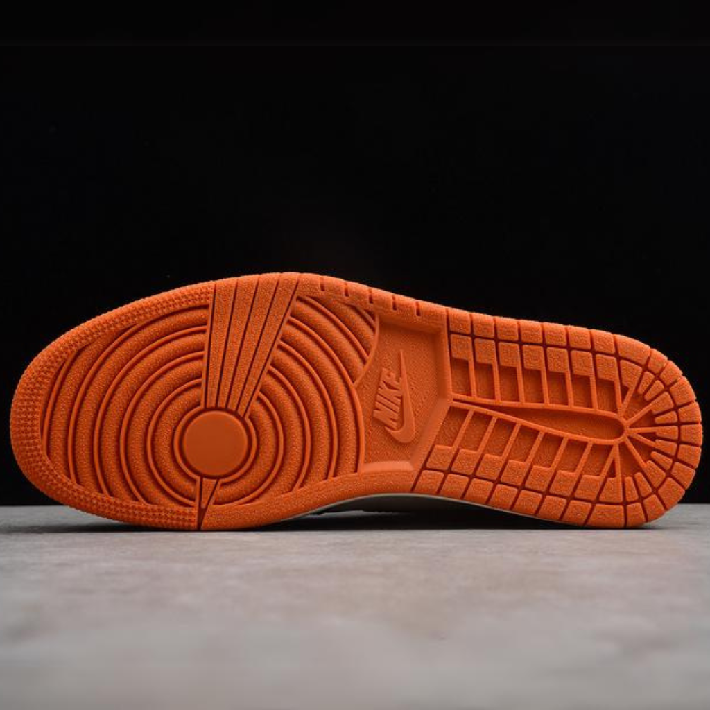 Tênis Cano Alto Basquete Couro Laranja Preto e Branco