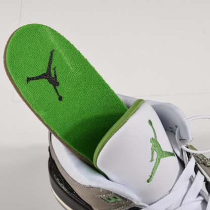 Tênis Cano Alto Basquete Couro Branco Detalhe Verde Neon