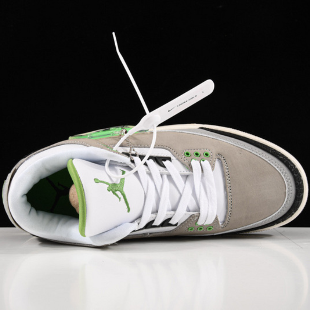 Tênis Cano Alto Basquete Couro Branco Detalhe Verde Neon