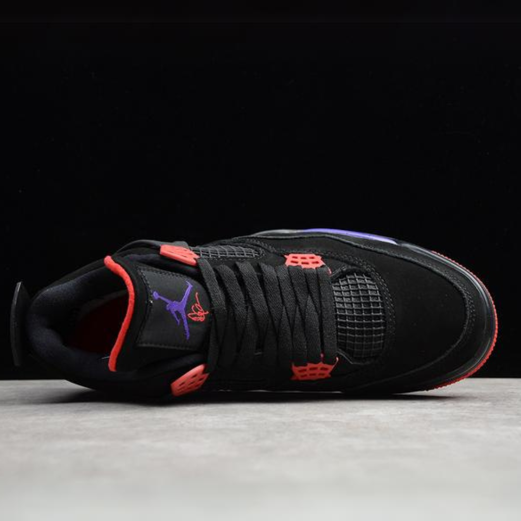 Tênis Cano Alto Basquete Preto Vermelho Detalhes Dourados