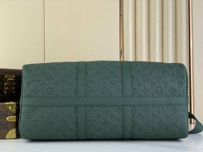 Bolsa de Viagem Couro Padrão Monograma Geométrico Marrom 50cm