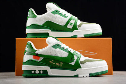 Tênis Casual Cano Baixo Branco com Detalhe Verde
