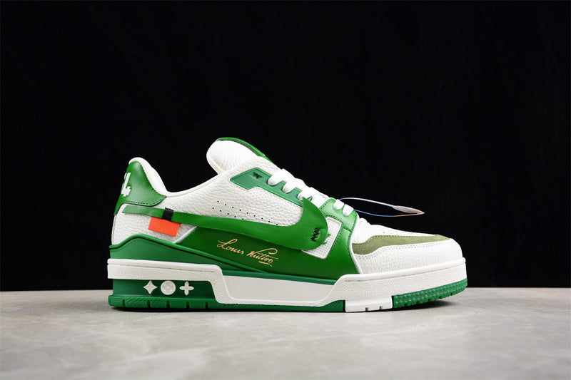 Tênis Casual Cano Baixo Branco com Detalhe Verde
