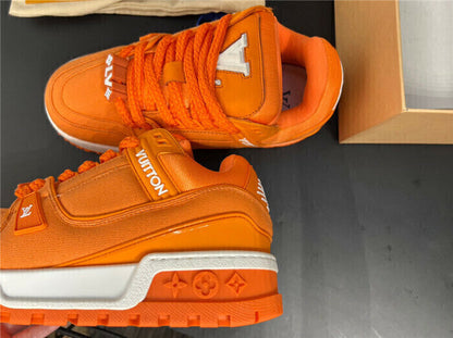 Tênis Runner Malha Laranja Solado Volumoso