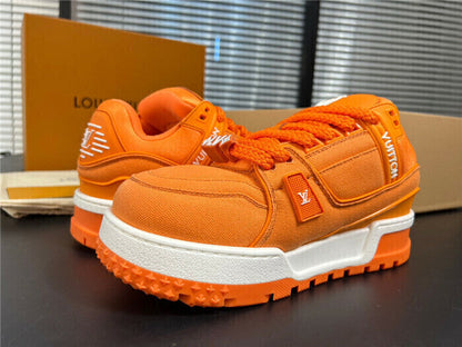 Tênis Runner Malha Laranja Solado Volumoso
