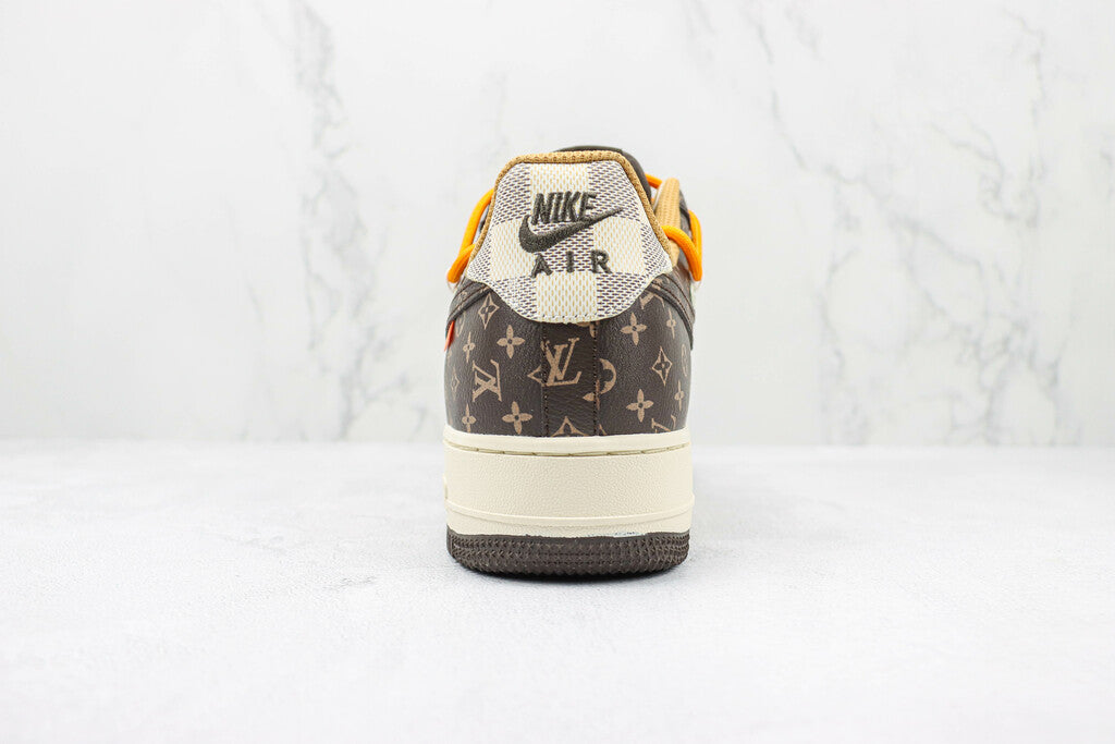 Tênis Cano Baixo Couro Branco Collab Listra Lateral