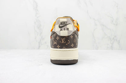 Tênis Cano Baixo Couro Branco Collab Listra Lateral