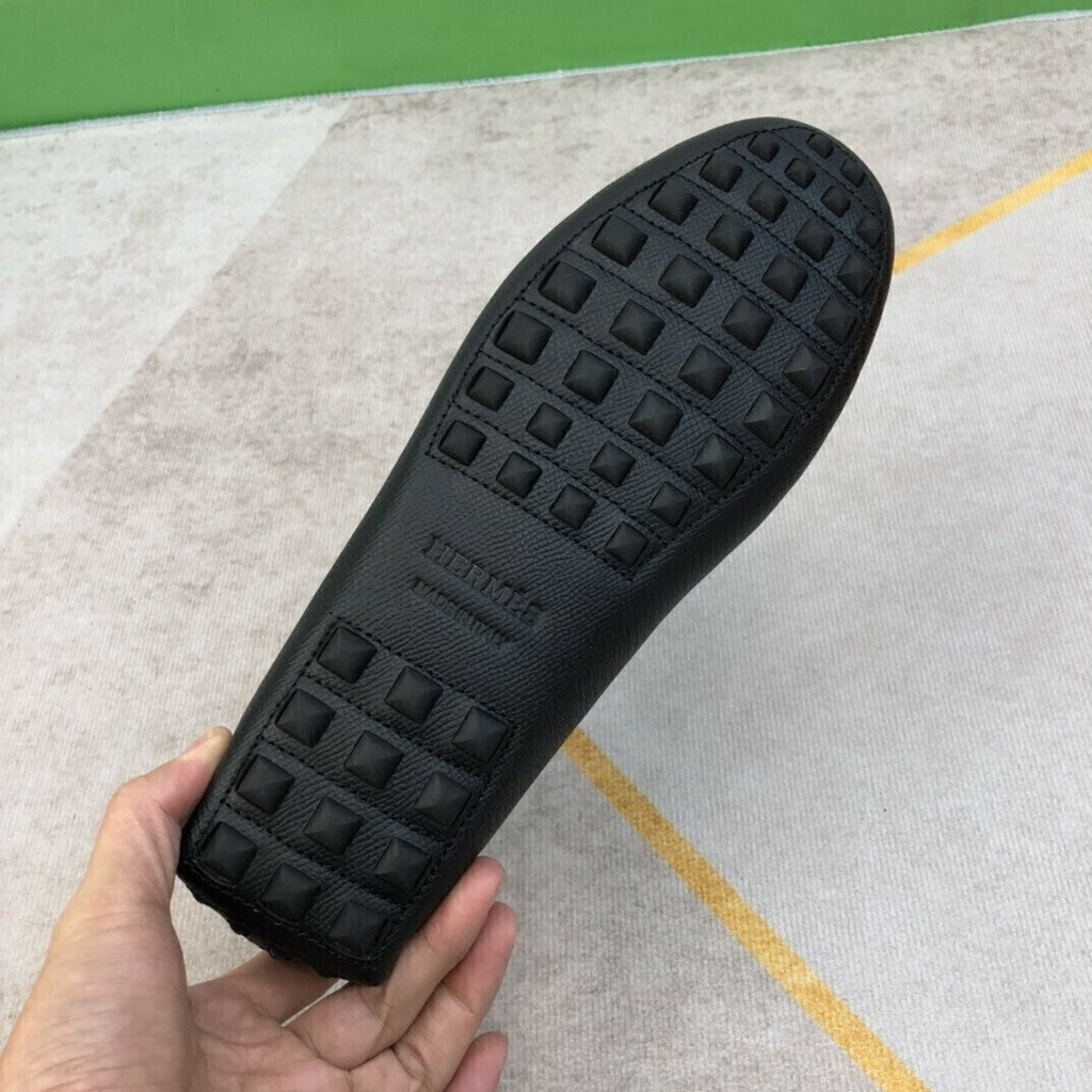 Mocassim Couro Tira Frontal Vazada