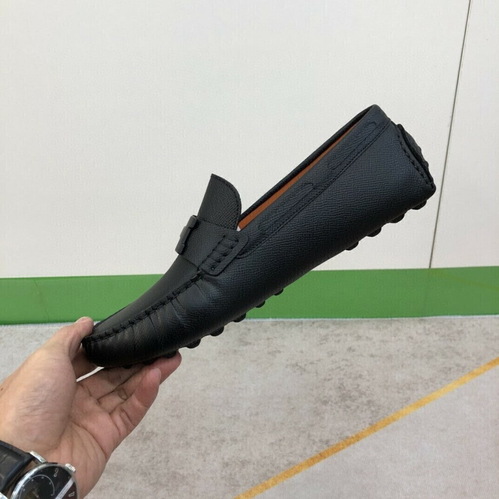 Mocassim Couro Tira Frontal Vazada