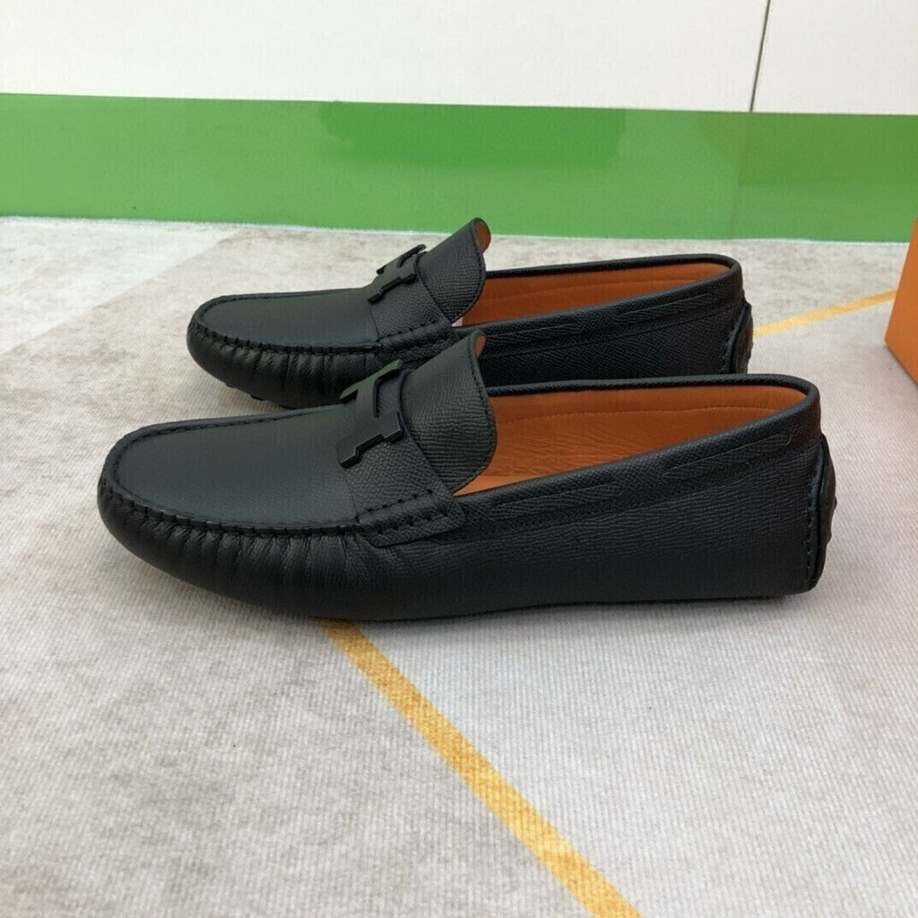 Mocassim Couro Tira Frontal Vazada