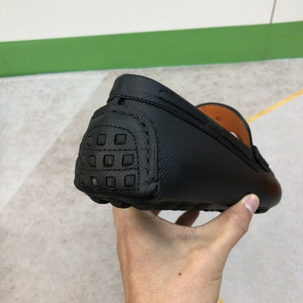 Mocassim Couro Tira Frontal Vazada