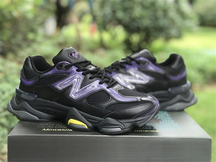 Tênis Runner Mesh Preto com Detalhe Cinza