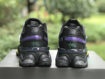 Tênis Runner Mesh Preto com Detalhe Cinza