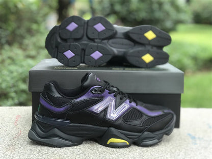 Tênis Runner Mesh Preto com Detalhe Cinza