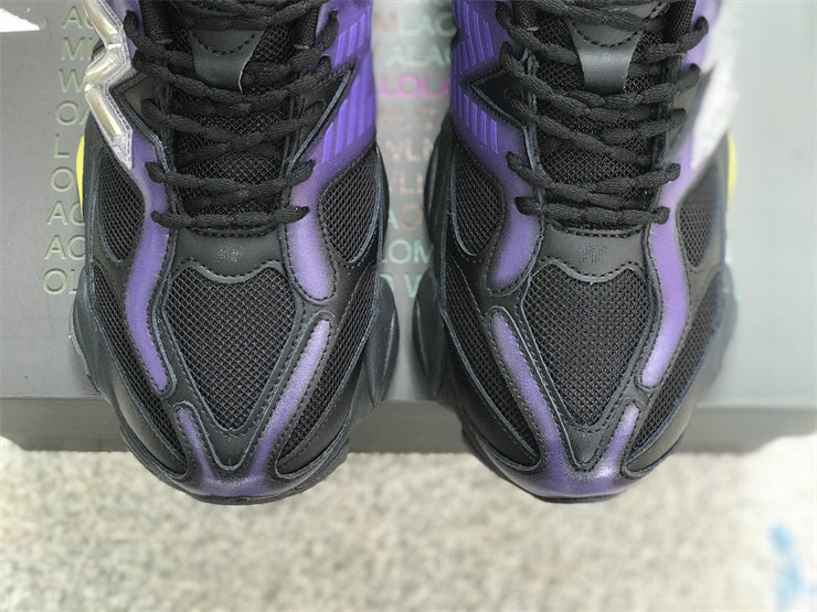 Tênis Runner Mesh Preto com Detalhe Cinza