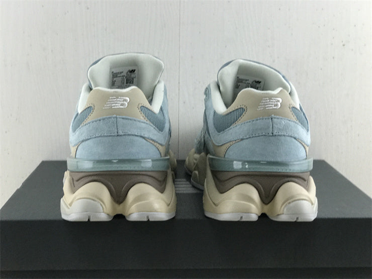 Tênis Runner Malha Azul Claro Detalhe Cinza