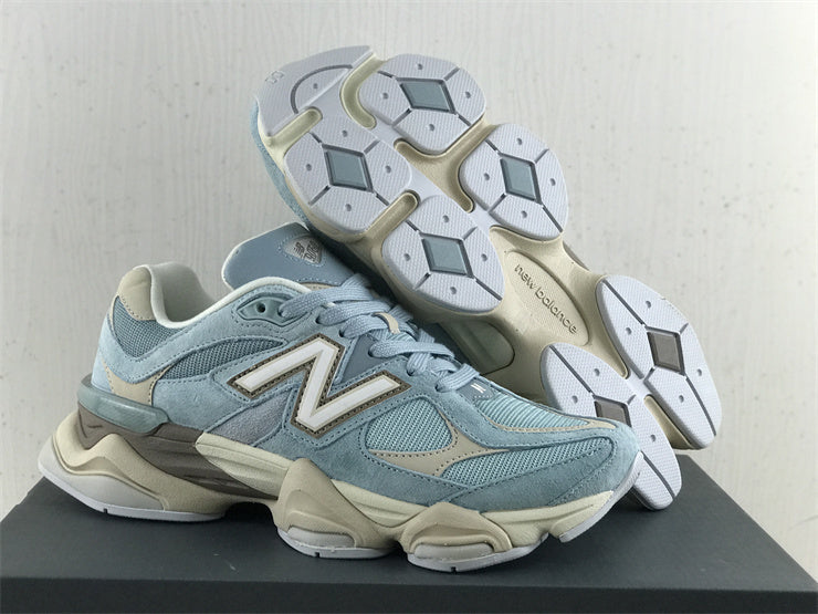 Tênis Runner Malha Azul Claro Detalhe Cinza
