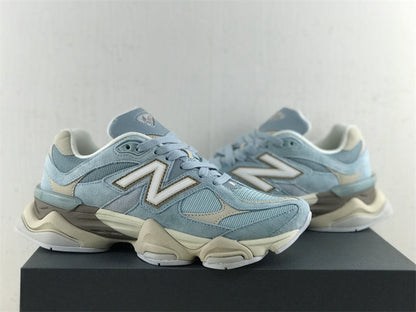 Tênis Runner Malha Azul Claro Detalhe Cinza