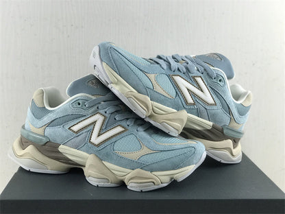 Tênis Runner Malha Azul Claro Detalhe Cinza