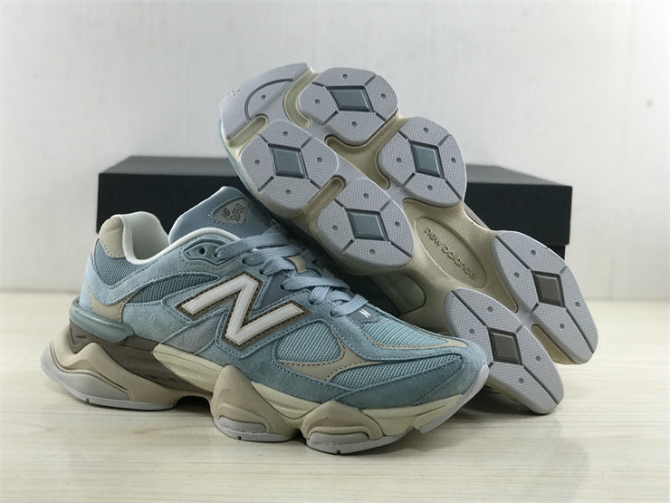 Tênis Runner Malha Azul Claro Detalhe Cinza
