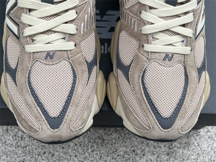 Tênis Runner Malha Bege Cinza Detalhe Contrastante
