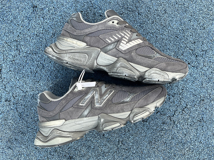 Tênis Runner Malha Cinza Magnet Solado Estruturado