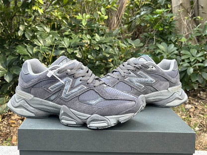 Tênis Runner Malha Cinza Magnet Solado Estruturado
