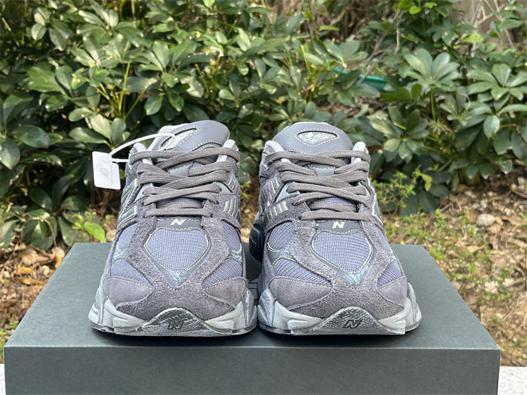 Tênis Runner Malha Cinza Magnet Solado Estruturado