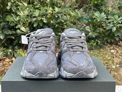 Tênis Runner Malha Cinza Magnet Solado Estruturado