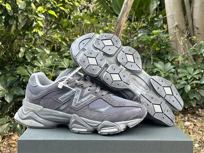 Tênis Runner Malha Cinza Magnet Solado Estruturado