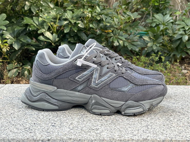 Tênis Runner Malha Cinza Magnet Solado Estruturado