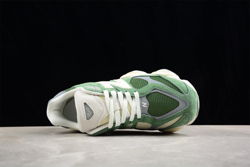 Tênis Runner Malha Nori Detalhes Contrastantes