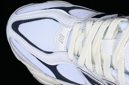 Tênis Runner Mesh Branco Detalhe Azul Marinho