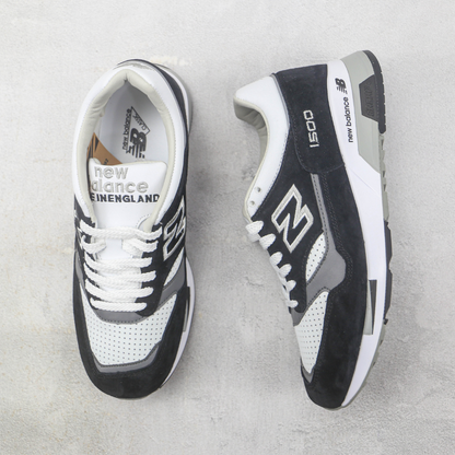 Tênis Runner Malha Preto e Branco Solado Cinza