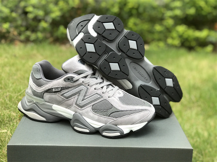 Tênis Runner Malha Cinza