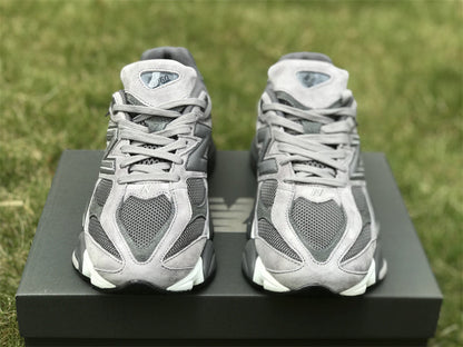 Tênis Runner Malha Cinza