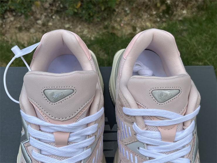 Tênis Runner Malha Crystal Pink Detalhe Cinza