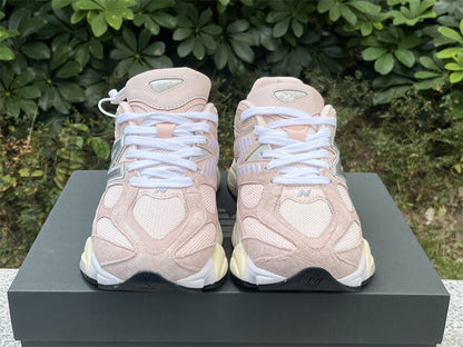 Tênis Runner Malha Crystal Pink Detalhe Cinza