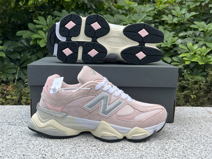 Tênis Runner Malha Crystal Pink Detalhe Cinza