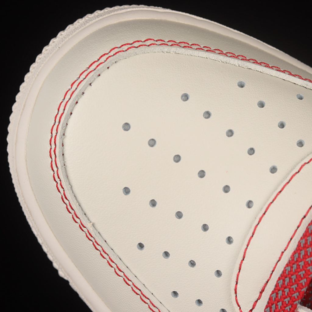 Tênis Couro Branco Detalhe Vermelho Cano Baixo