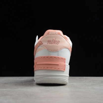 Tênis Cano Baixo Couro Branco Detalhe Rosa Coral