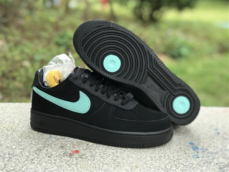 Tênis Cano Baixo Couro Azul Tiffany Detalhes Dourados