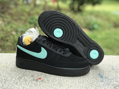 Tênis Cano Baixo Couro Azul Tiffany Detalhes Dourados