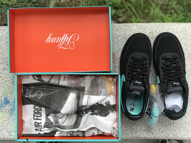 Tênis Cano Baixo Couro Azul Tiffany Detalhes Dourados