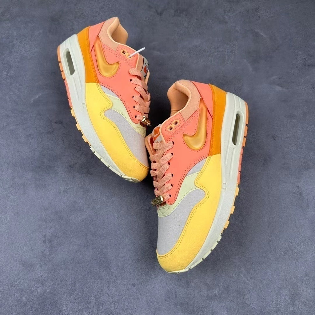 Tênis Runner Malha Laranja Degradê Detalhe Branco
