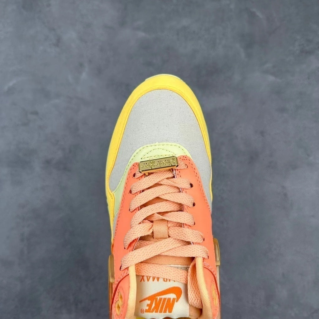 Tênis Runner Malha Laranja Degradê Detalhe Branco