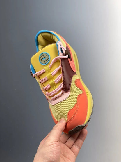 Tênis Runner Malha Caqui Detalhe Laranja