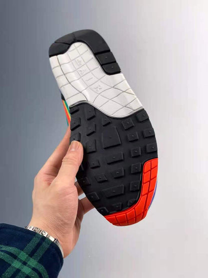 Tênis Runner Malha Cinza Detalhe Colorido